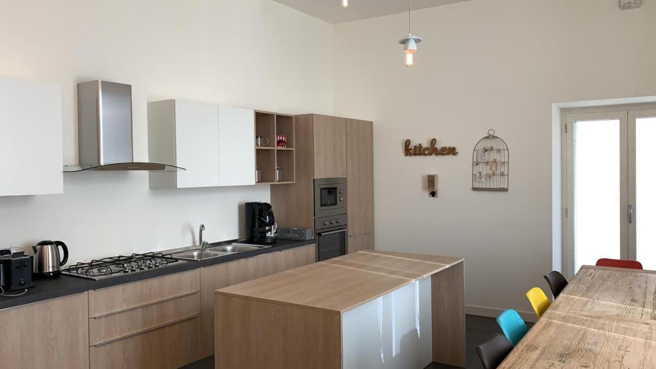 Napoli Squares Suites Ngoại thất bức ảnh