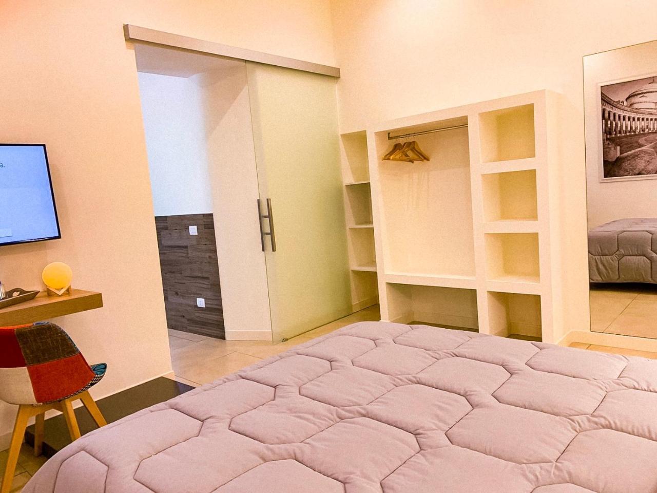 Napoli Squares Suites Ngoại thất bức ảnh