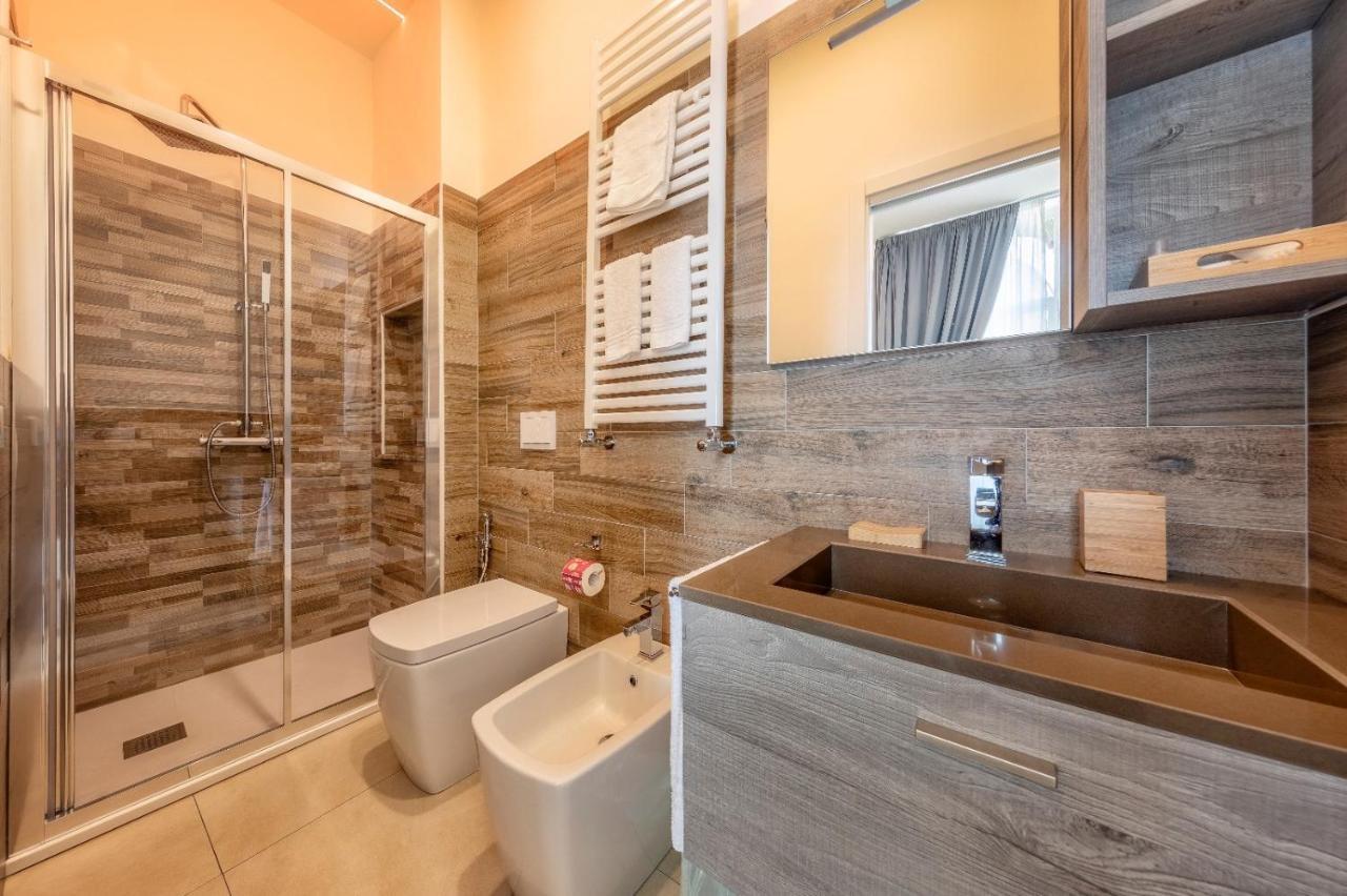 Napoli Squares Suites Ngoại thất bức ảnh