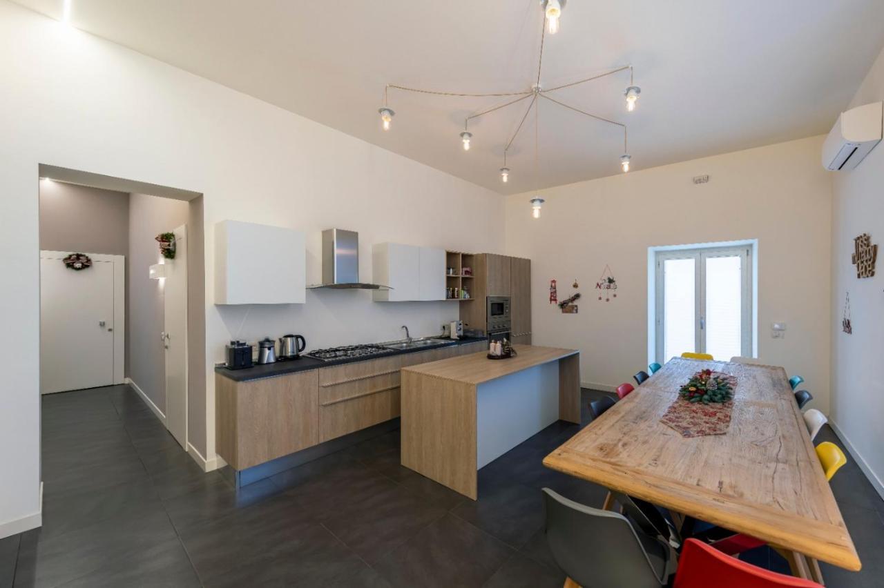 Napoli Squares Suites Ngoại thất bức ảnh